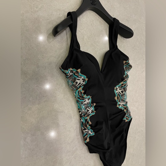 NEW MIRACLESUIT Samsara Temptress One Piece Swimsuit in Black Size 10 - Picture 4 of 11